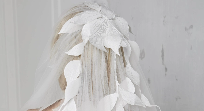 Momento di prova abito da sposa con musica personalizzata da Liami